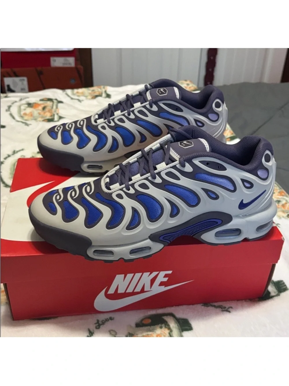 Nike Air Max Drift Men’s Gray and Blue Athletic Sneakers